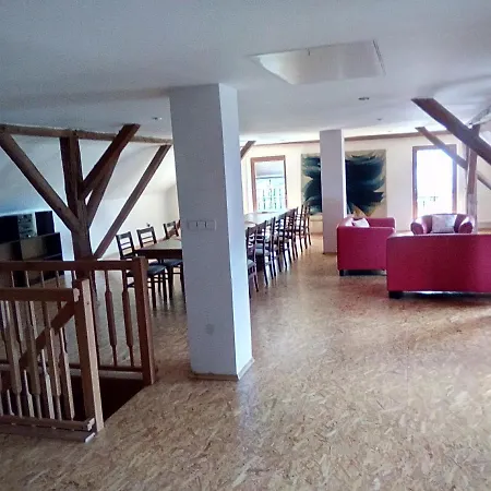 U Janatu S Ubytovanim *