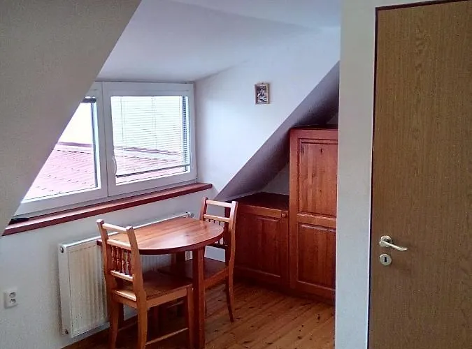 U Janatu S Ubytovanim Gasthof *