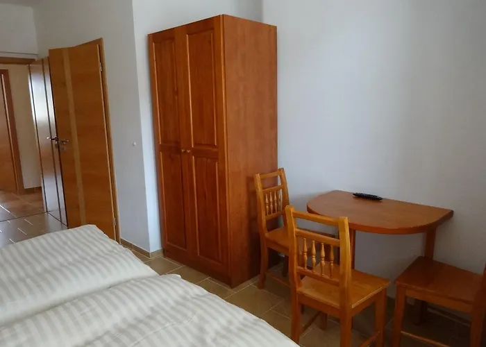 Gasthof U Janatu S Ubytovanim *