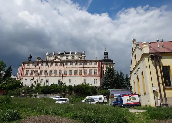 U Janatu S Ubytovanim Gasthof Cestin