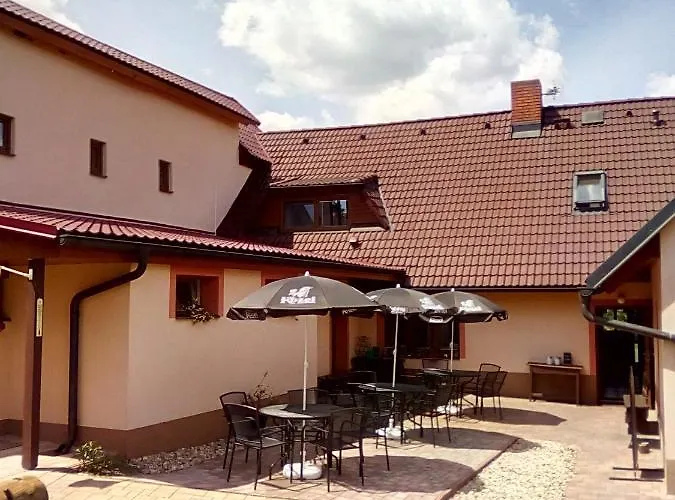 U Janatu S Ubytovanim *